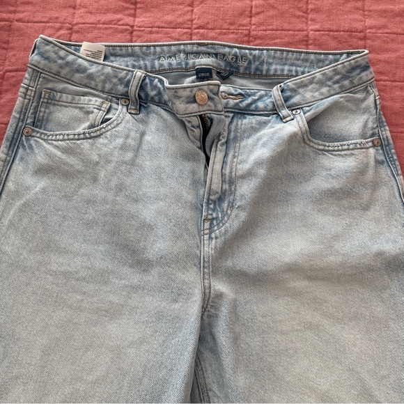 AMERICAN EAGLE STRIGID MOM JEAN - Picture 5 of 5
